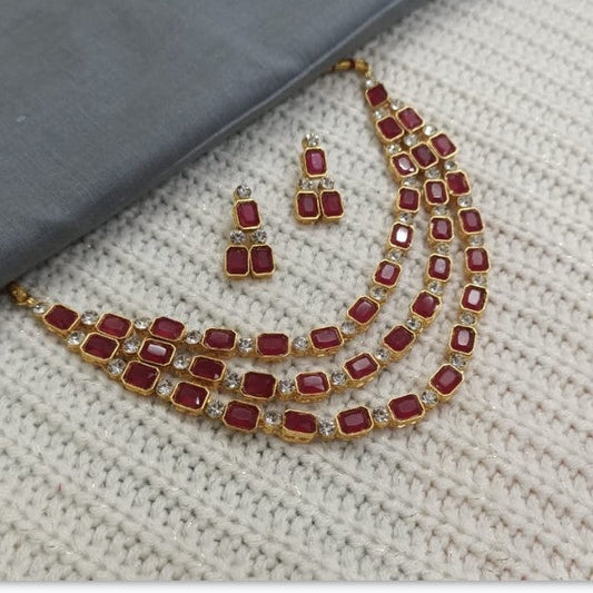 Triple layer chocker/necklace