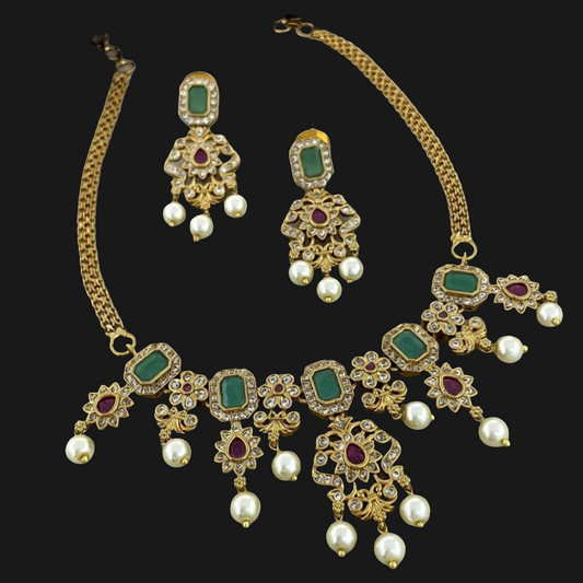 AD necklace set "Adorn yourself with timeless elegance. ✨