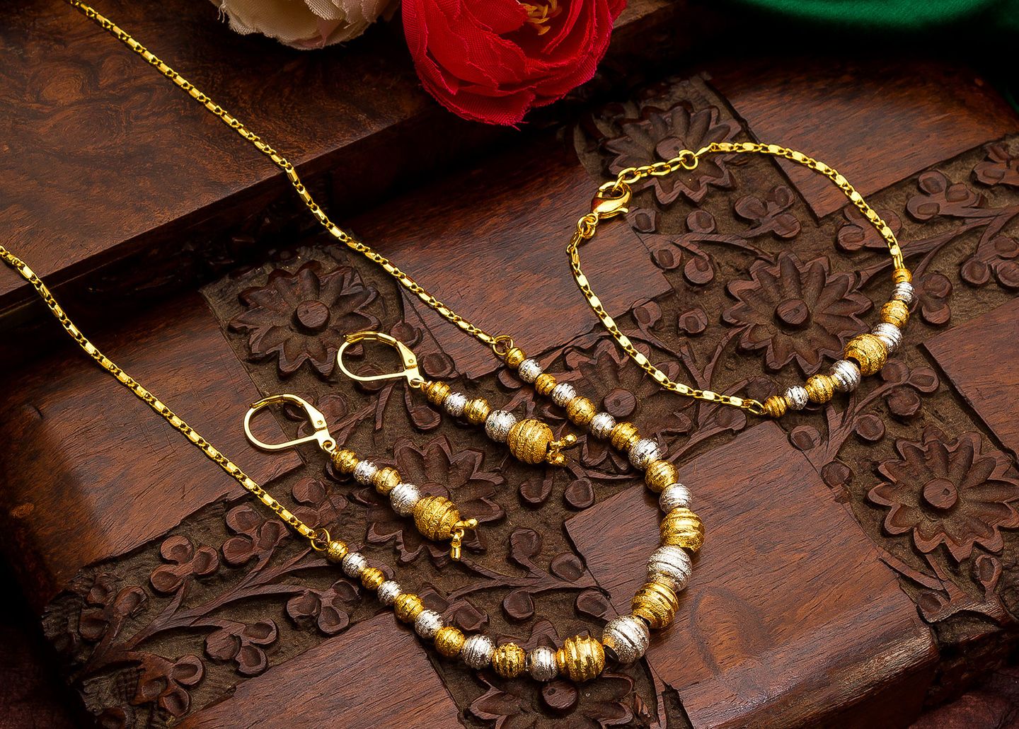 Dual-Tone Gold & Silver Set | Necklace/Haram | Code:SP9002