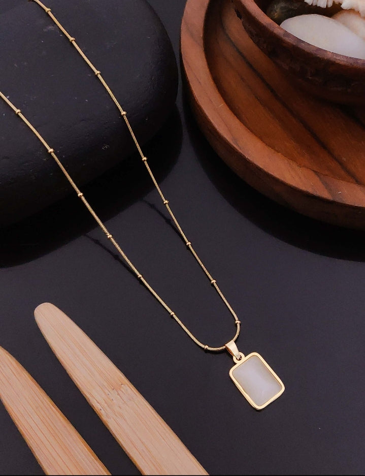 Minimal Pearl Panel Pendant Chain – Elegant Daily Wear : Code: 1001