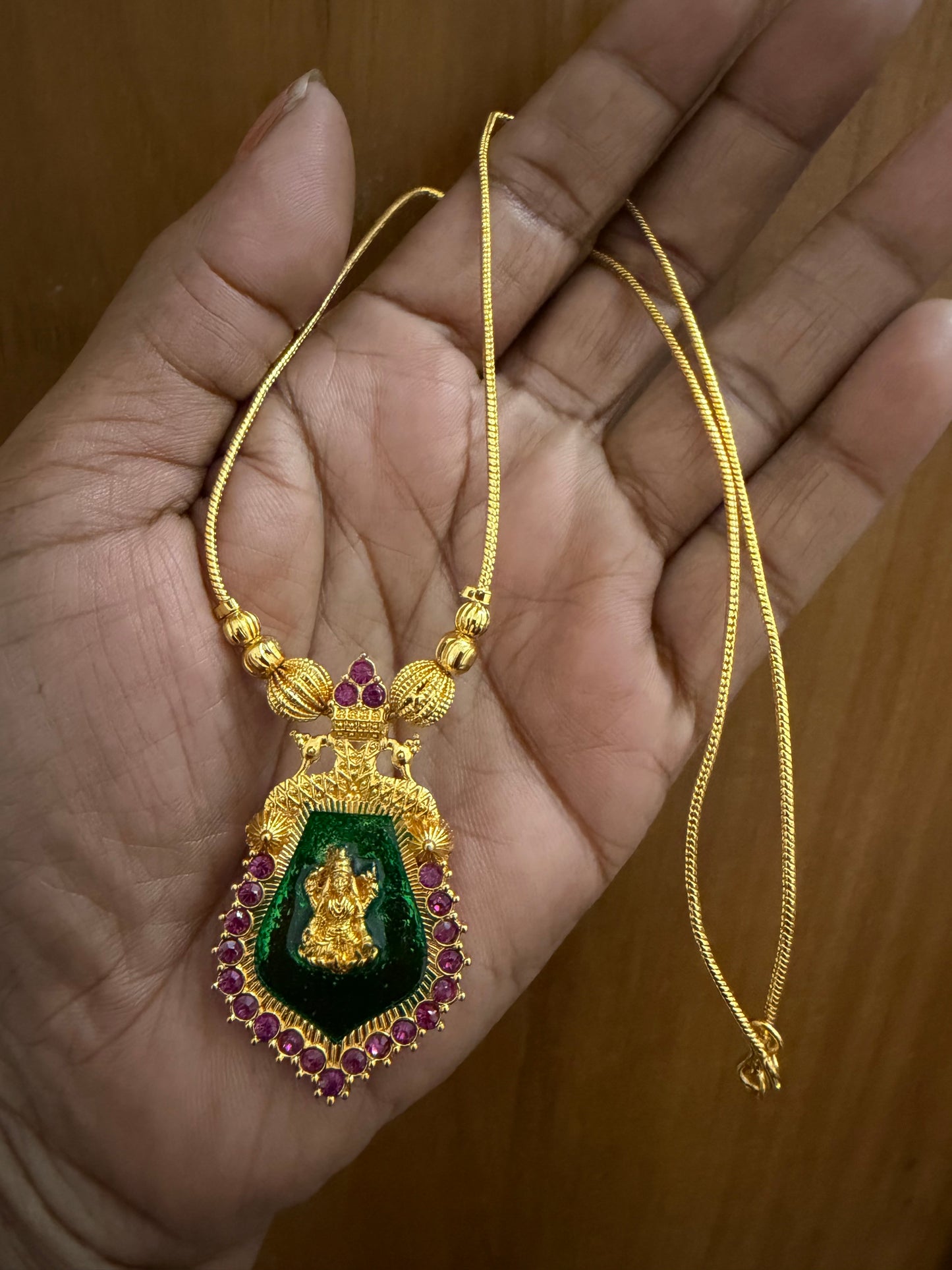 Green Palakka necklace Code : Code MJ1992