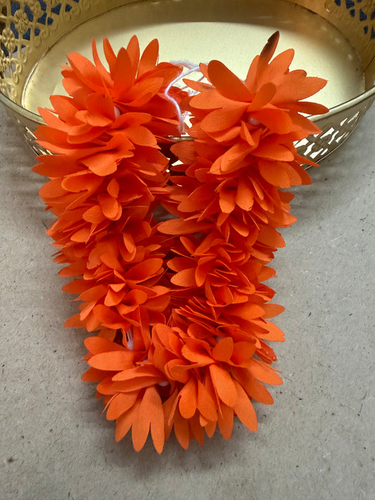 Mullappoo: Orange : Kanakambaram