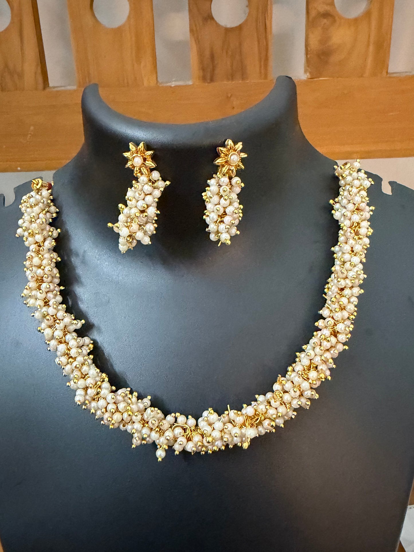 Pearl necklace set : Code: 7190
