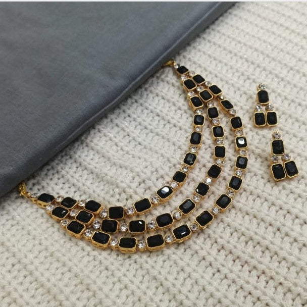 Triple layer chocker/necklace