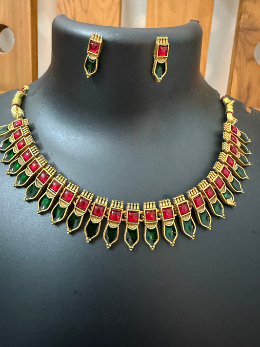 Mayura Antique Leaf Necklace Set : Code MJ752