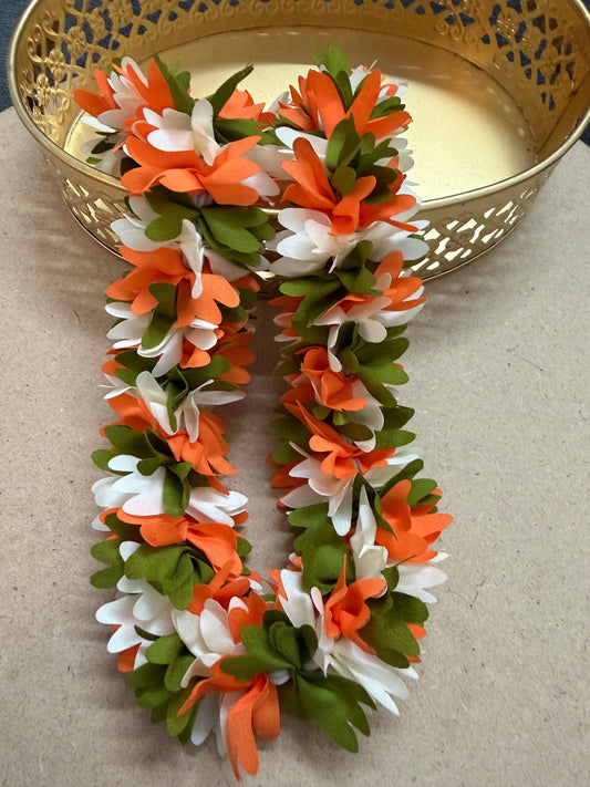 Mullappoo : White, Orange and green
