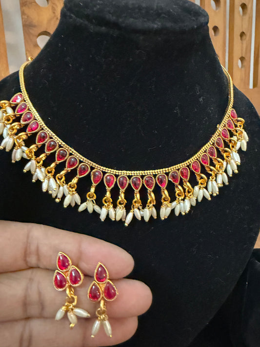 Red Kempstone necklace set with pearl hanging