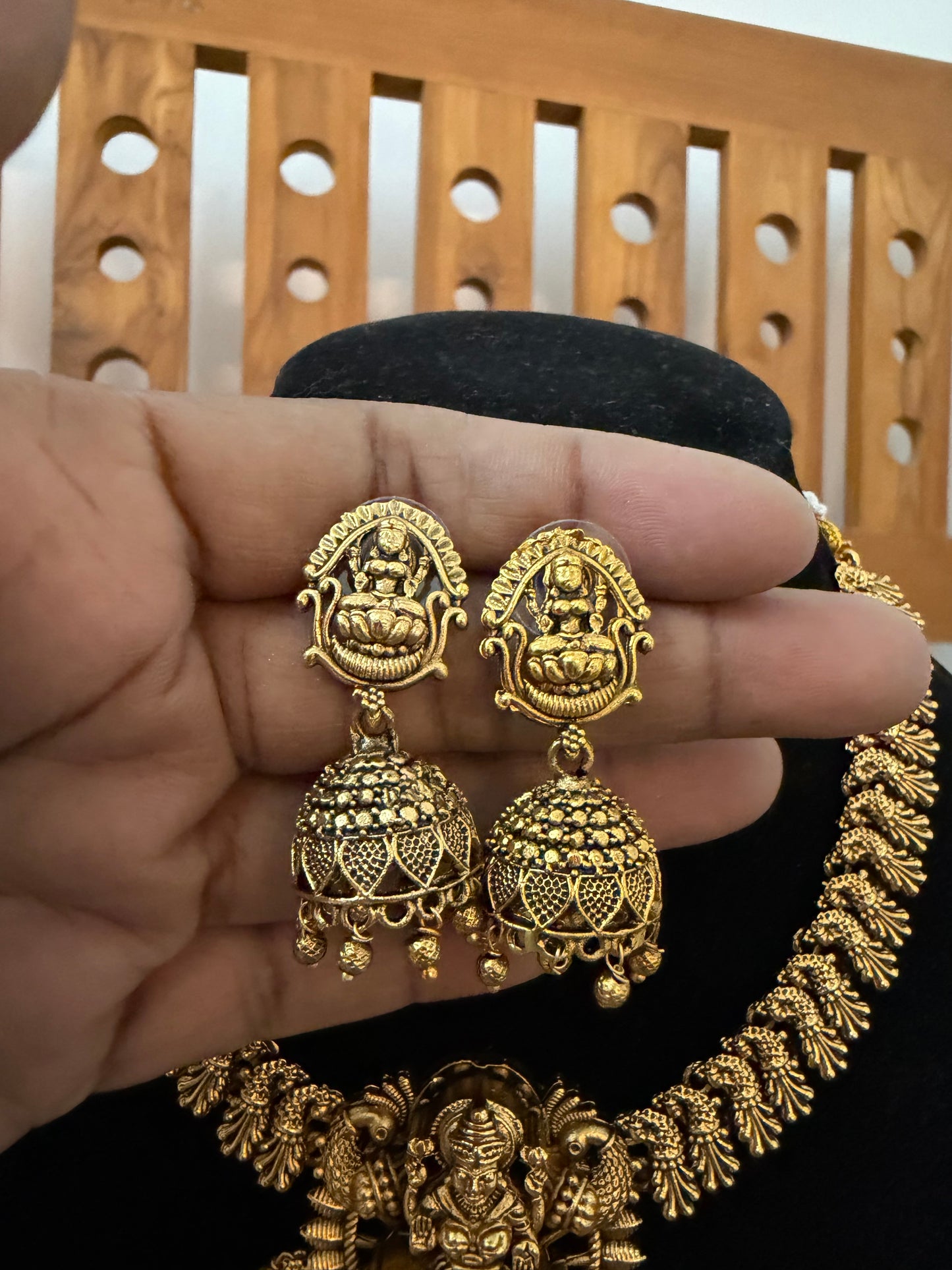 Premium Lakshmi Necklace set with Jhumka