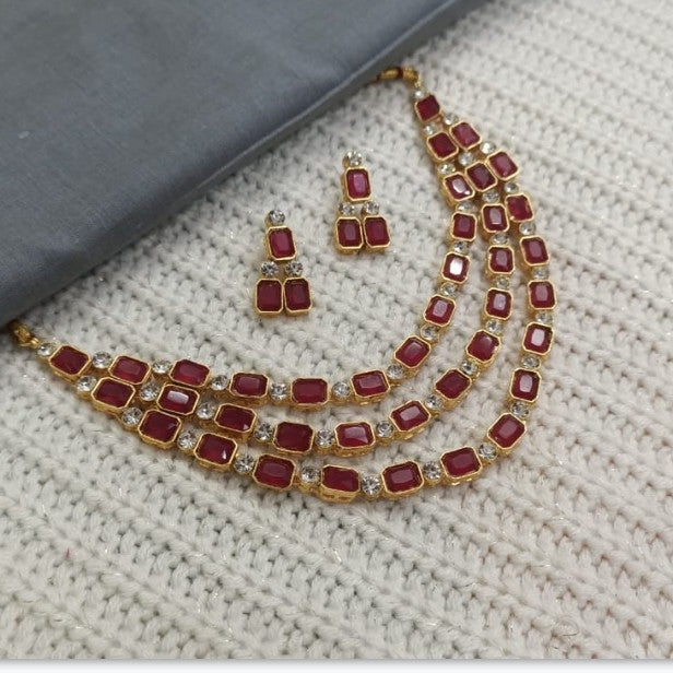 Triple layer chocker/necklace