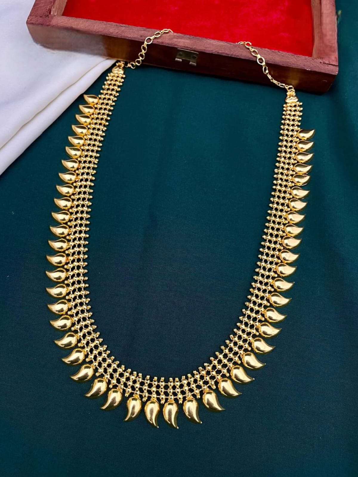 Traditional Gold-Plated Manga Mala (Mango Haram)