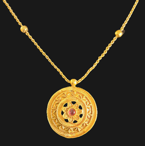 Princess collection necklace