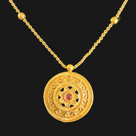 Princess collection necklace