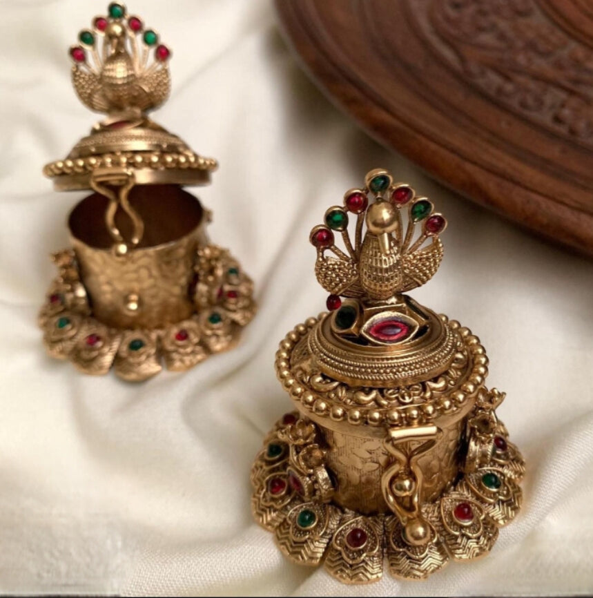 Antique Design Kumkum Box