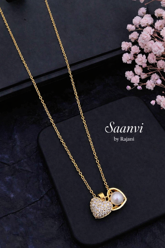 Golden Heart Pearl Pendant Chain: Code SP1250