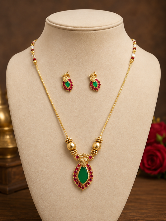Emerald pendant set : code : KJ2201