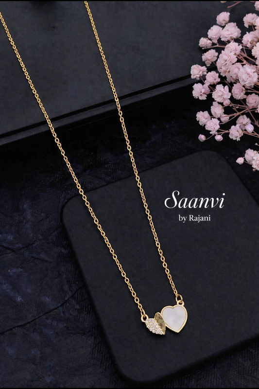 Minimal Heart Pendant Chain: Code SP1102