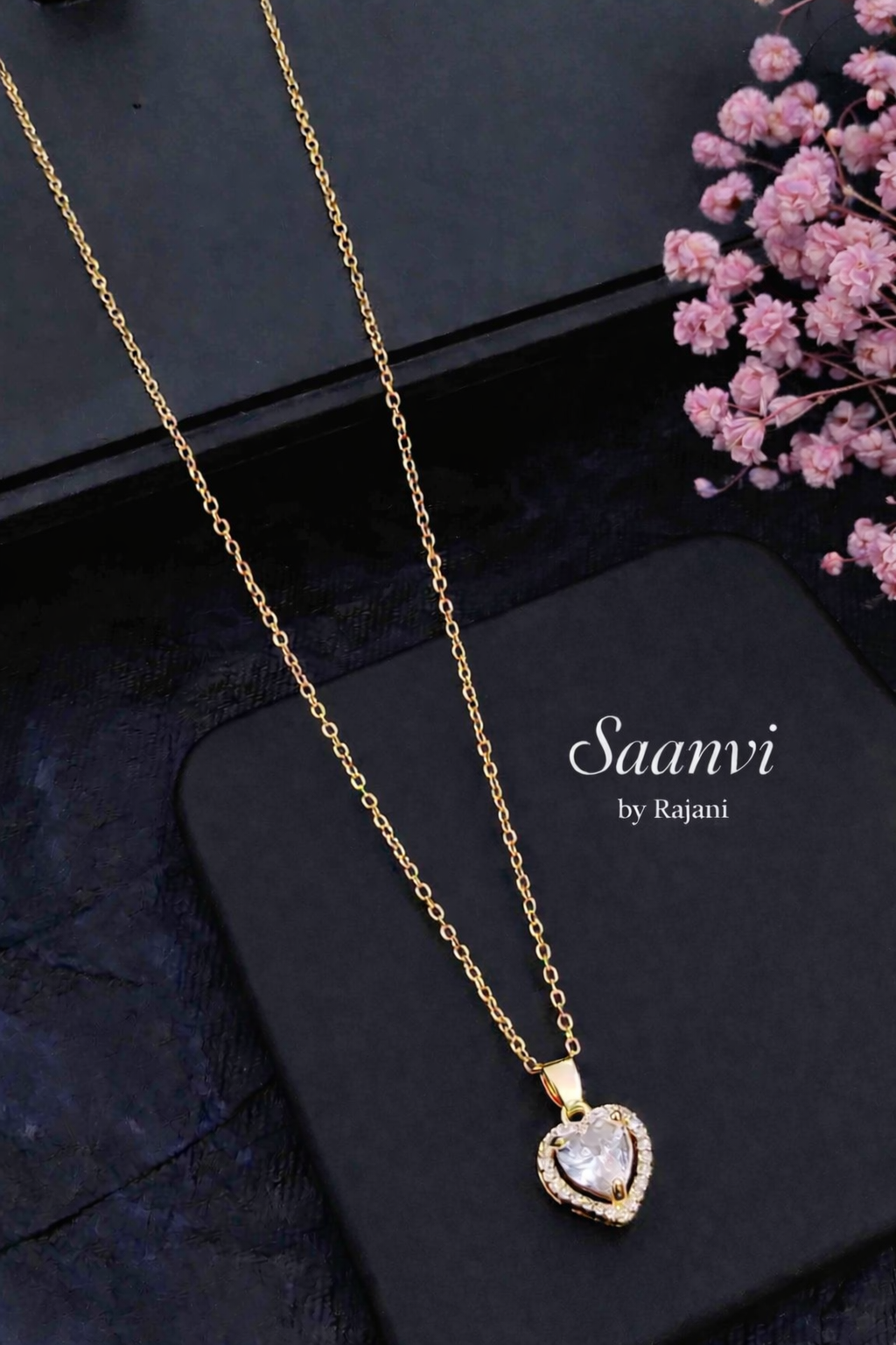 Elegant Heart Pendant Chain – Everyday Luxury : Code 1101